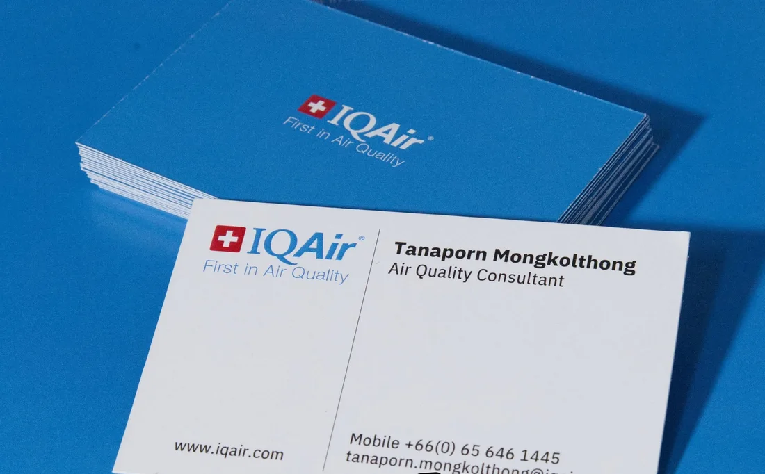 นามบัตร IQAir